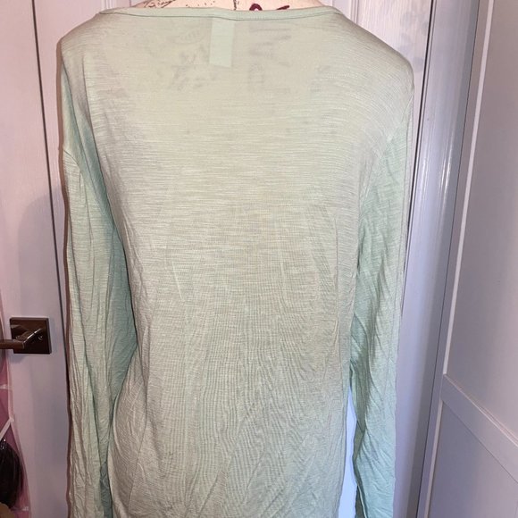 Long sleeve semi translucent v neck - Picture 3 of 3